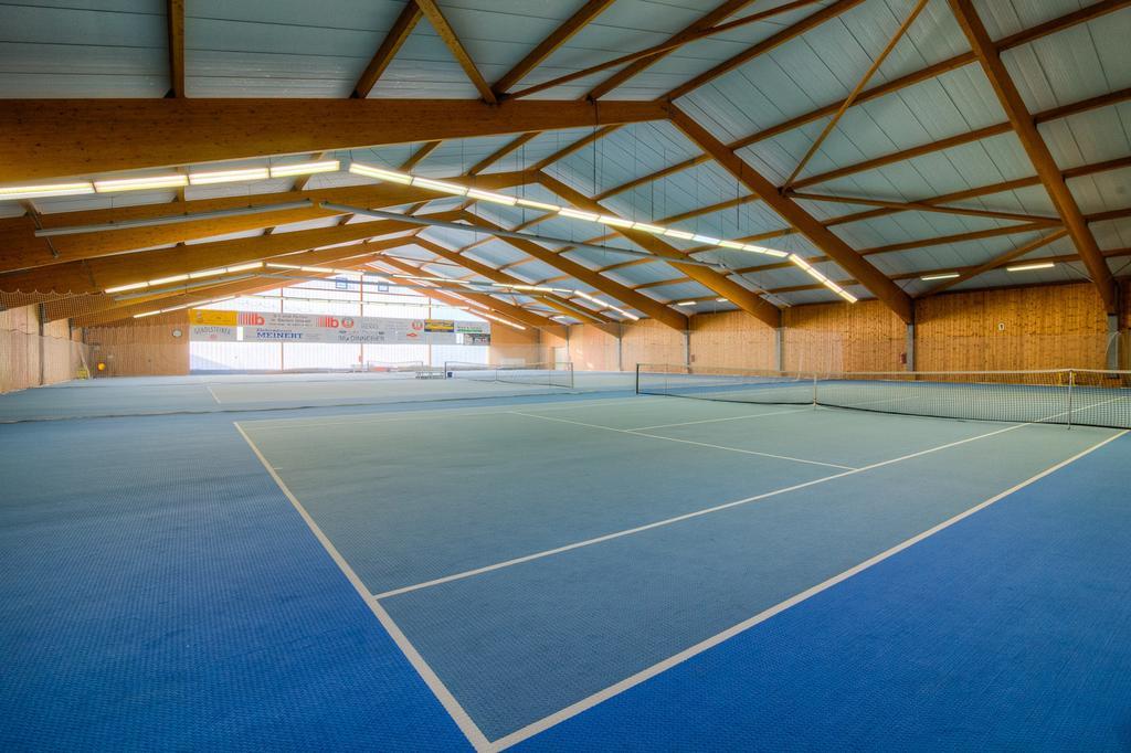 Sport- & Vital-Resort Neuer Hennings Hof ペルレンブルク エクステリア 写真