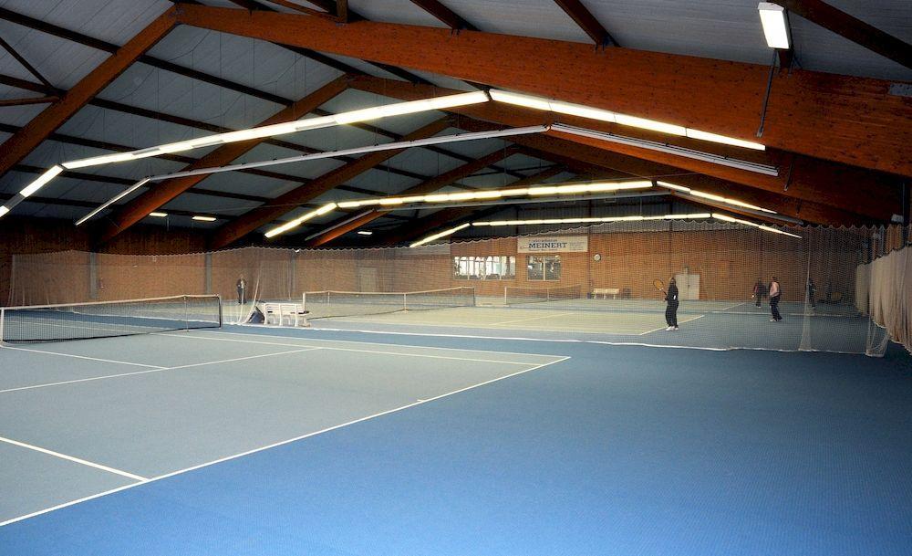 Sport- & Vital-Resort Neuer Hennings Hof ペルレンブルク エクステリア 写真