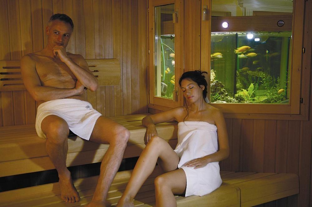 Sport- & Vital-Resort Neuer Hennings Hof ペルレンブルク エクステリア 写真