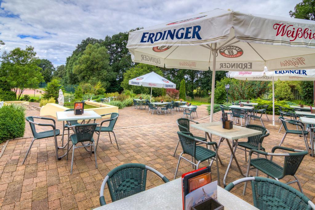 Sport- & Vital-Resort Neuer Hennings Hof ペルレンブルク エクステリア 写真